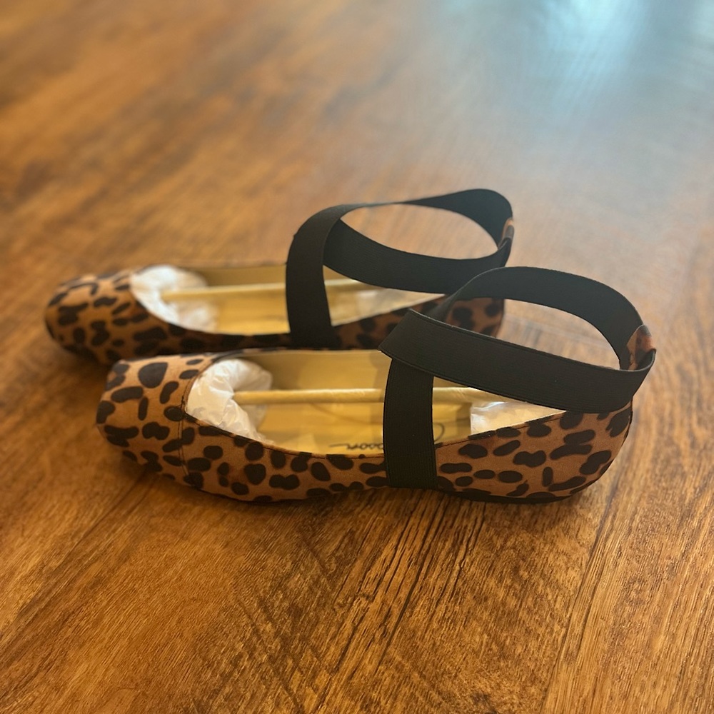Jessica Simpson Ankle Wrap Flats (9.5)